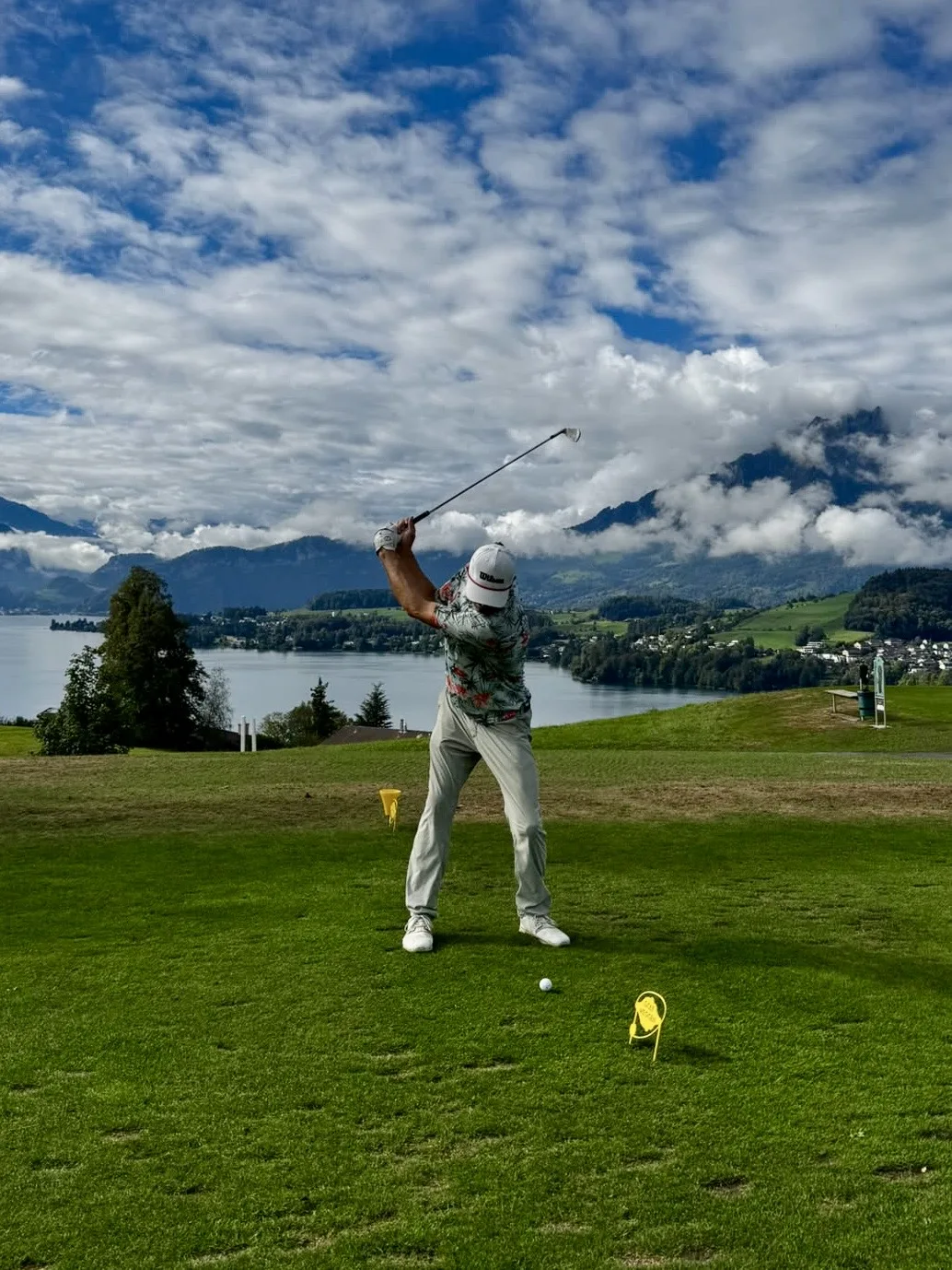 Tee shot above Lake Lucerne